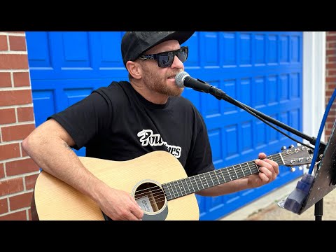 The OG "P" design tee